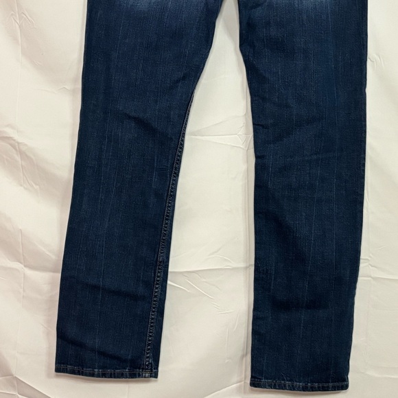 Calvin Klein Medium Wash, Medium Rise, Skinny Narrow Leg, Black Label Jeans - 36 - Picture 12 of 16